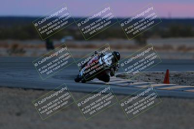 media/Jan-15-2022-CVMA (Sat) [[711e484971]]/Race 15 500 Supersport-350 Supersport/